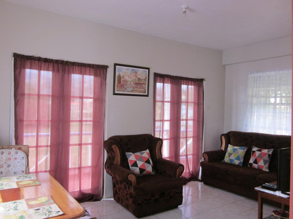 Buttercup Cottage Apartments Arnos Vale المظهر الخارجي الصورة